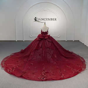 Robe de Quinceañera de luxe Lsmc25-Pz rouge bordeaux, robe de bal en tulle scintillant, corset perlé, drapé, orné de strass et de fleurs 3D - Product Image 6