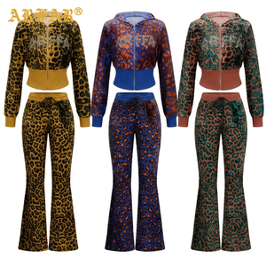 Set Tuta in <span class=keywords><strong>Velluto</strong></span> con Stampa Leopardata e Logo Personalizzato per Donne, Felpa Corta con Strass e <span class=keywords><strong>Pantaloni</strong></span> con Coulisse, Set 2 Pezzi in <span class=keywords><strong>Velluto</strong></span> Stile Y2k - Product Image 2