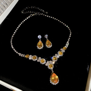 Ensemble de bijoux pour femmes pour dîner de gala, collier et boucles d'oreilles en zircon jaune en forme de goutte d'eau, de haute qualité - Product Image 5