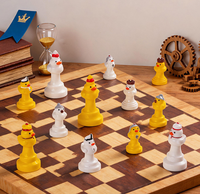 3D Miniatur-Enten-Schachfigur aus Harz, Niedliche Gelbe Tierfigur, Lustiges Brettspiel, Geschenk für Spieleliebhaber, Neuartiges Schreibtisch-Spielzeug