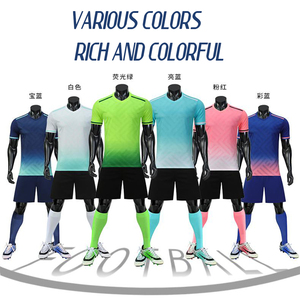 เสื้อฟุตบอลชายผู้ใหญ่ผ้าโพลีเอสเตอร์100% เสื้อคอวีแขนสั้นระบายอากาศได้ดีพิมพ์ลายถ่ายโอนความร้อนสำหรับชื่อทีมที่กำหนดเอง - Product Image 2