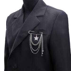 Broches de Moda de Aleación de Zinc con Cadena, Borla, Calavera, Telaraña, Oso, Perla y Estrella, Unisex, Decorativos para Fiestas - Product Image 5