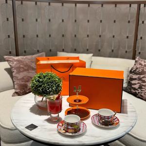 Ensemble de thé de l'après-midi de luxe nordique européen, tasse à café en céramique et soucoupe, support à gâteau avec boîte cadeau pour le thé de l'après-midi - Product Image 3