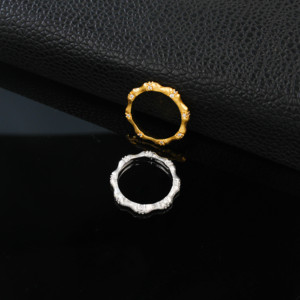 Anillo de Plata 925 con Baño de Oro Amarillo, Diseño de Bambú con Diamantes Redondos de Corte Brillante, Engaste Pavé, Estilo Clásico, Unisex, para Uso Diario - Product Image 3