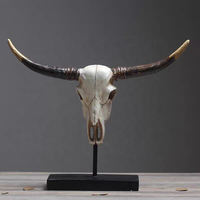 Crâne de taureau décoratif de style sud-ouest, tête de bovin en résine avec support pour décoration de table, bureau, maison, ornement tribal bohème