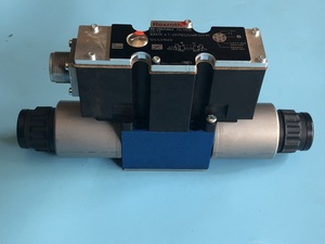 R900958848 3DREPE6C-2X/25EG24N9K31/F1M Válvula Reductora Proporcional de Tres Vías de Acción Directa, Stock Original - Product Image 2