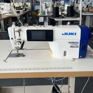 Machine à coudre industrielle informatisée à plat Juki DDL-900C blanche, quasi-nouvelle, moteur haute vitesse 4500 points/min, 5 mm - Product Image 2