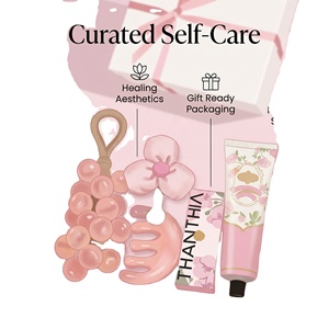 Coffret Cadeau Relaxation Premium avec Savon en Forme de Raisin, Fleur, Serviette, Peigne en Jade pour le Cuir Chevelu, Crème pour les Mains – Idéal pour les Cadeaux d'Anniversaire - Product Image 3