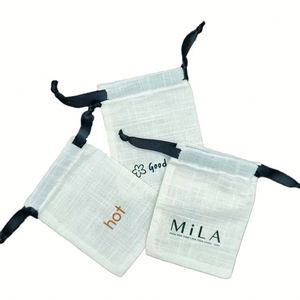 Sacs en coton pur personnalisés 9x12cm avec impression de logo, sacs en coton réutilisables, pochettes fines pour bijoux, à utiliser pour les alliances, les montres - Product Image 1