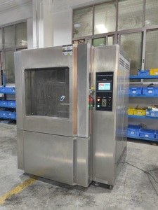 ห้องทดสอบกันฝนมาตรฐาน IPX9K |   IEC 60529 ISO 20653 DIN 40050-9 |   อุปกรณ์ทดสอบมาตรฐาน IP สำหรับความกันน้ำในยานยนต์และอุปกรณ์อิเล็กทรอนิกส์ - Product Image 2