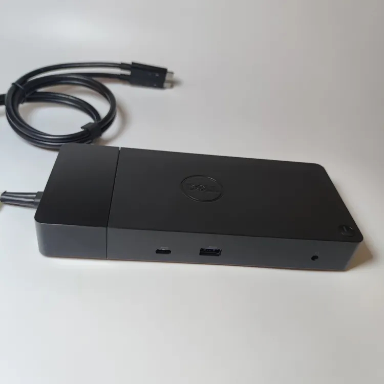DELL WD19DCS ドッキングステーション（240W ACアダプター付） Amazon.com: Dell Performance Dock - WD19DCS Docking Station