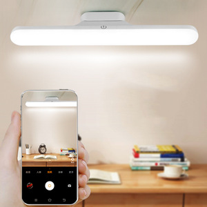 Luce LED <span class=keywords><strong>per</strong></span> <span class=keywords><strong>Armadio</strong></span> con Sensore, Senza Fili, <span class=keywords><strong>a</strong></span> <span class=keywords><strong>Batteria</strong></span>, Dimmerabile, Ricaricabile USB, Illuminazione Notturna Moderna <span class=keywords><strong>per</strong></span> Soggiorno - Product Image 1