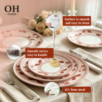 Assiettes en céramique rose élégantes, assiettes de luxe pour la location de tables de mariage, vaisselle en porcelaine fine