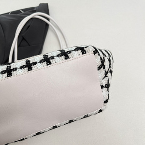 Sacs fourre-tout grande capacité pour femme 2025 – Collection été très tendance – Sacs à main <span class=keywords><strong>de</strong></span> ville à motif quadrillé avec fermeture éclair pour femme - Product Image 4