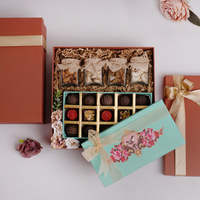 Boîtes à chocolat en papier artistique avec couvercle et base personnalisés, estampage à chaud en or, emballage de luxe noir pour chocolats et bonbons pour les marques haut de gamme