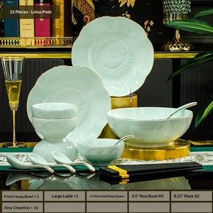 Juego de cuencos y platos de porcelana blanca de Jingdezhen con relieve verde sombreado, juego de cuencos y platos de cerámica, cuencos para inauguración de casa. - Product Image 6