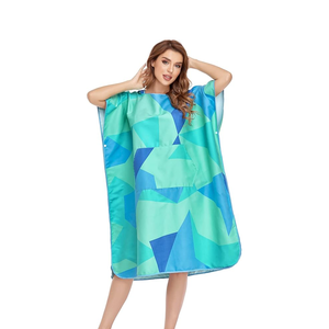 Poncho con capucha sin arena personalizado al por mayor, Toalla de baño de algodón de microfibra <span class=keywords><strong>para</strong></span> adultos, absorbe el sudor, patrón de logotipo <span class=keywords><strong>para</strong></span> nadar en la <span class=keywords><strong>playa</strong></span> - Product Image 2