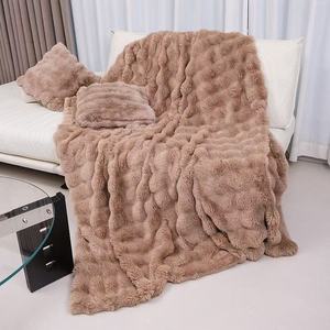 Couverture douillette en polaire polyester et flanelle, douce, unie, imitation fourrure de lapin, motif imprimé, pour lit double, toutes saisons - Product Image 5