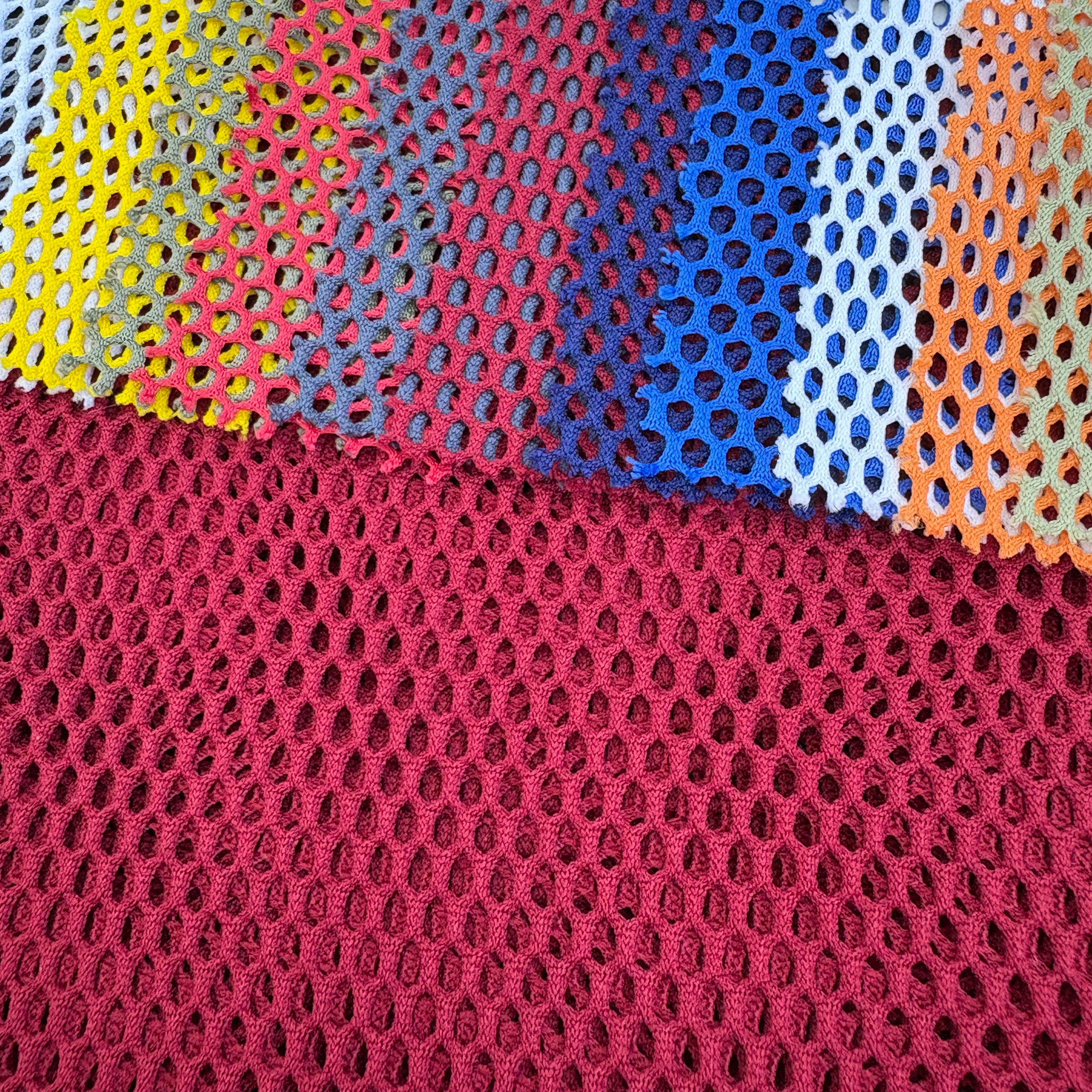 140gsm 100% Polyester Quick-Dry Stretch Knitted Breathable Mesh Fabric for Girls' Activewear Garment Lining and Sports Use