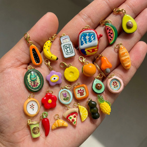 Breloques en émail en acier inoxydable hypoallergénique de haute qualité Showfay, motifs fruits et aliments éclatants, pour la personnalisation de vos bijoux et sacs - Product Image 3