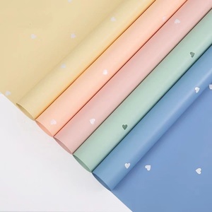 Papier d'emballage pour <span class=keywords><strong>bouquet</strong></span> de fleurs en forme de cœur, imperméable, couleur unie, pour la Saint-Valentin, vente en gros - Product Image 2
