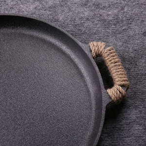 Sartén <span class=keywords><strong>para</strong></span> Pizza de Hierro Fundido Pre-Sazonada de 12 Pulgadas con Asas, Plancha <span class=keywords><strong>para</strong></span> Restaurantes, Dosa Tawa, Parrilla <span class=keywords><strong>para</strong></span> Roti, Barbacoa, Camping, Gas/Inducción - Product Image 4