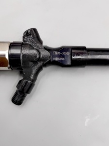 Prix de gros Nouveaux injecteurs de carburant pour moteur diesel 23670-30300 23670-30400 23670-0L010 095000-7760 23670-09060 Dens pour 2.5D - Product Image 4