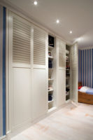 Volets de porte en bois sur mesure, volets de séparation de pièce en PVC avec porte de placard pliante