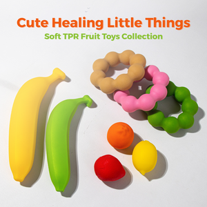 Juguete Antiestrés de TPR con Forma de Fresa para Niñas - Juego Sensorial Suave - Product Image 6