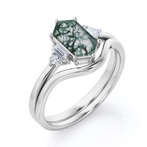 Bague de mariage et de fête classique en argent sterling 925, faite à la main, avec cinq pierres hexagonales en agate verte et moissanite de 0,8 carat - Product Image 4