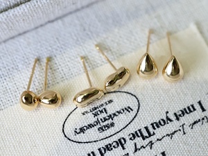 Boucles d'oreilles clous en or véritable 18 carats AU750 Xinfly, perles rondes de 5 mm, bijoux fins pour femmes et hommes, usage quotidien - Product Image 1