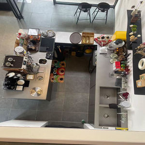 Station de travail de style américain en acier inoxydable soudé de qualité alimentaire, durable, pour les fêtes, avec porte-ustensiles et porte-épices - Product Image 1