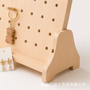 Tablero de madera para colgar llaves, tablero para colgar llaves en la entrada, expositor de pendientes y collares para tocador de dormitorio. - Product Image 3