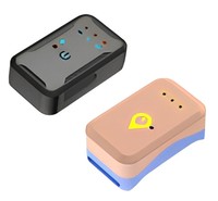 Collier de suivi GPS intelligent pour animaux de compagnie : Historique de localisation en temps réel, alertes géofences, conception étanche, compatibilité application Bluetooth pour animaux.