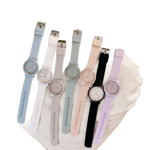 Reloj de Silicona para Hombre/Estudiante, Estilo Minimalista, Elegante y Atractivo, Estética Fresca y Casual, Estilo Bosque - Product Image 3