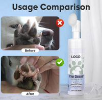 Nettoyeur de pattes de chien OEM ODM avec brosse en silicone Shampooing pour chiens de compagnie Mousse nettoyante de pattes d'urine pour animaux de compagnie