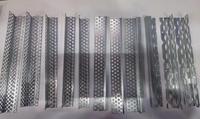 Profilé d'angle métallique GI en zinc galvanisé à trous diamantés pour système de plafond de décoration intérieure, 25x25mm, pour cloison sèche
