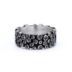 Roestvrijstalen Geometrische <span class=keywords><strong>Ring</strong></span> Retro Geweven Wijnstok Oud Ontwerp Titanium Staal Groothandel Holle <span class=keywords><strong>Ring</strong></span> Voor Mannen Vrouwen - Product Image 3