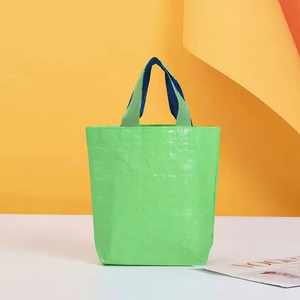 Nouveau design, sac à main noir durable, pliable, respectueux de l'environnement, sac en tissu recyclable pour les courses et les vêtements, impression d'images - Product Image 3