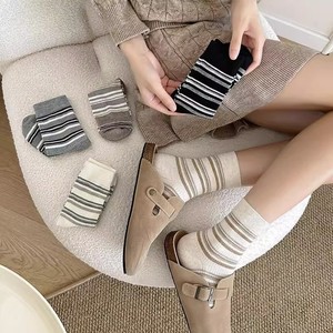 Women's Striped Mid-Calf Slouch <b>Socks</b> <b>Breathable</b> Sweat-Absorbing Casual Style Spring Autumn Wear - Product Image 2