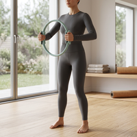 Équipement de Pilates avec haltères, Ensembles d'accessoires de Pilates, Bandes de résistance sur mesure, Cercles magiques, Blocs de yoga, Anneaux de Pilates