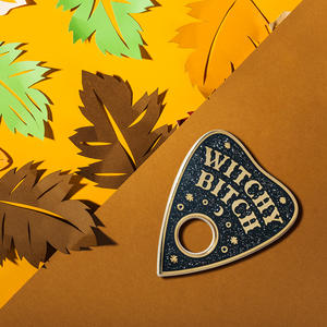 Épinglette artistique scintillante Witchy Bitch avec motif étoile céleste, badge en émail dur style gothique Witchcore - Product Image 2