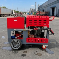 Machine de nettoyage de canalisations à distance et de débouchage de tuyaux avec moteur essence bicylindre 37 CV 84 L/min