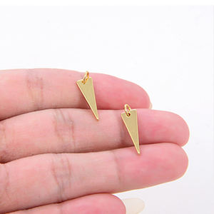 Attachement de charme triangulaire Good Luck Happy Face Heart Moon, laiton véritable plaqué or, résultats de bijoux de mode L70 - Product Image 3