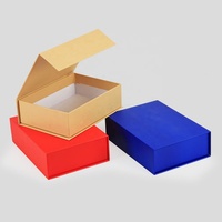 Boîte cadeau magnétique personnalisée avec finition mate et doublure en mousse - Emballage de luxe recyclable pour vêtements et articles intimes