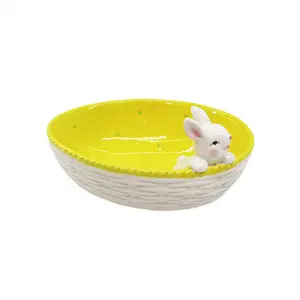 Attraente ciotola di pasqua di nuova concezione ciotola in ceramica a forma di uovo in porcellana con coniglietto di coniglio