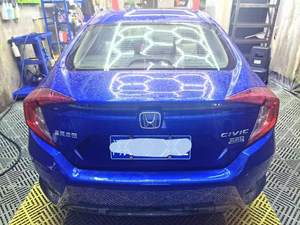 <span class=keywords><strong>Civic</strong></span> Comfort Edition Turbo Automatique Berline <span class=keywords><strong>2017</strong></span> R16 Sièges en Tissu Toit Ouvrant Foncé Économique Bien Entretenu Voiture d'Occasion - Product Image 3