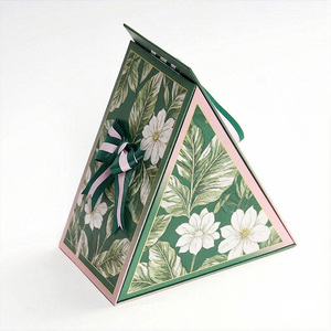 Empaque de Forma Única para Velas Cosméticas OEM, Caja Triangular - Product Image 3