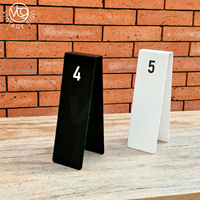 Porte-numéro de table de buffet en métal, style tente, double face, réutilisable, support de carte numérotée, revêtement en poudre, pour hôtel, restaurant