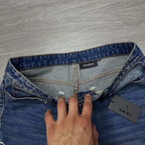 Pantalones Vaqueros Anchos Personalizados al por Mayor para Hombre con Estampado de Líneas Cursivas Blancas, Vaqueros Vintage Lavados, Corte Acampanado para Y2K - Product Image 4